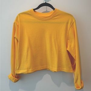 Yellow Label Co. Women’s yellow cropper long- sleeve shirt. Size XS